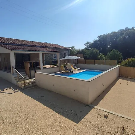 Avec Piscine